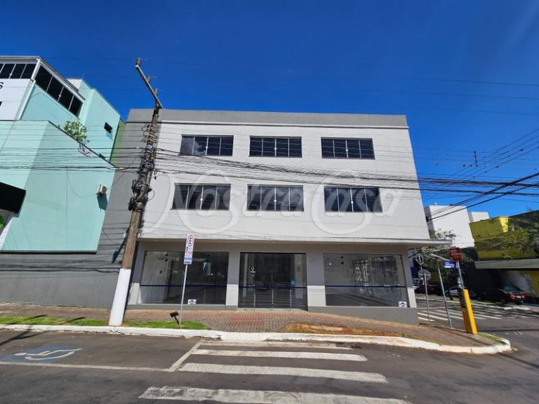 01-FACHADA