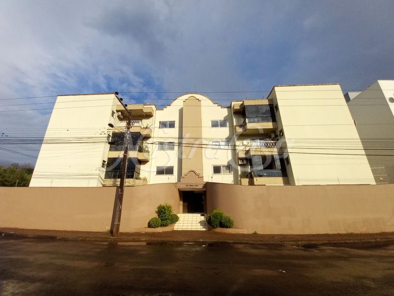 Apartamento para alugar com 2 dormitórios, 1 vaga de garagem e 1m² de área privativa no bairro Jardim Itália