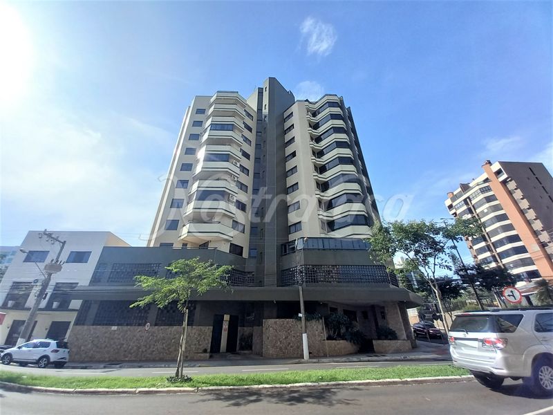 Apartamento para alugar com 3 dormitórios, 1 banheiro, 1 vaga de garagem e 1m² de área privativa no bairro Centro