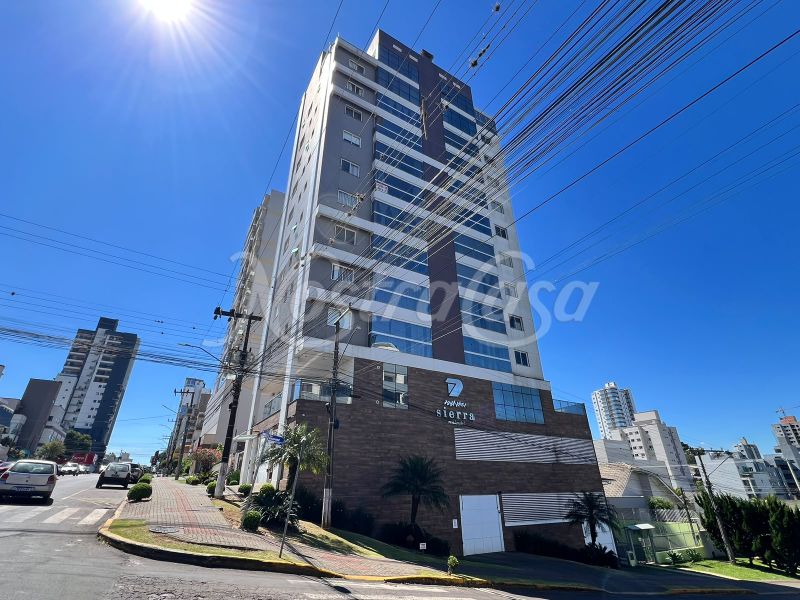 Apartamento à venda com 3 dormitórios, 1 banheiro, 2 vagas de garagens e 99m² de área privativa no bairro Presidente Médici