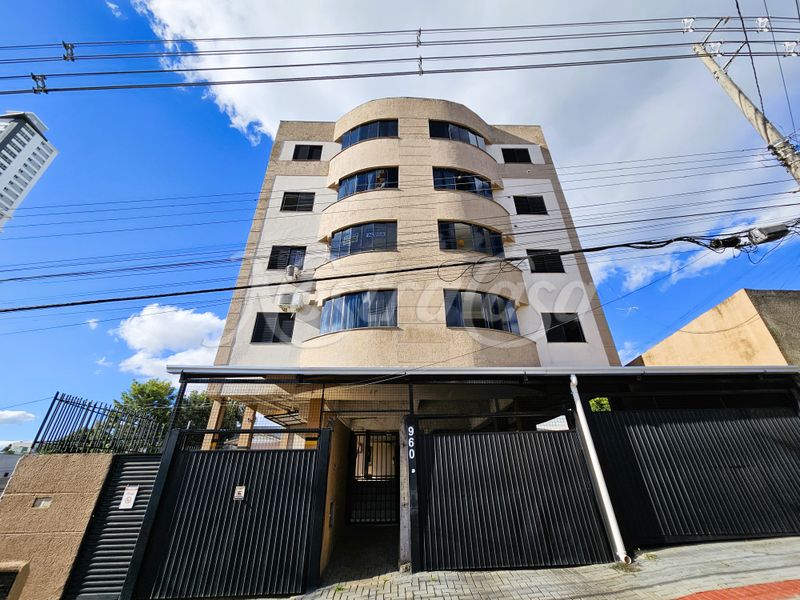 Apartamento para alugar com 2 dormitórios, 1 vaga de garagem e 1m² de área privativa no bairro São Cristóvão