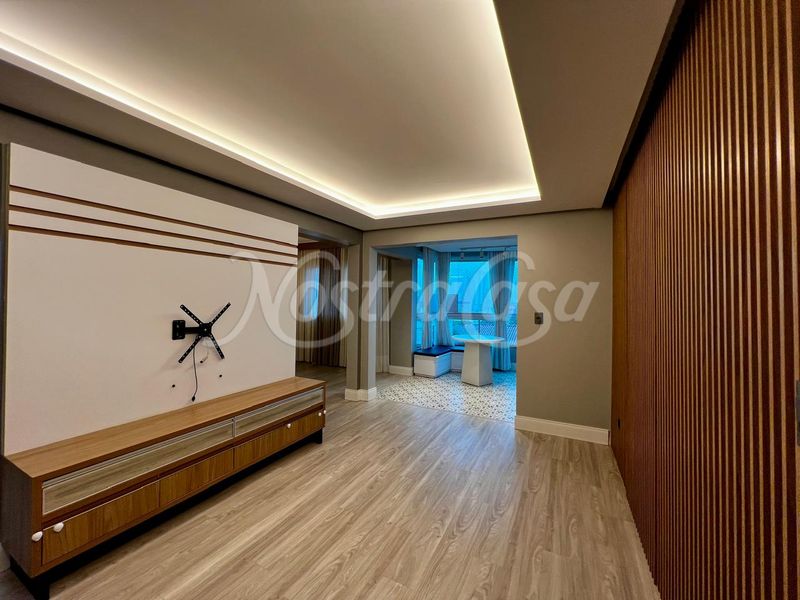 Apartamento à venda com 3 dormitórios, 1 banheiro, 2 vagas de garagens e 110m² de área privativa no bairro São Cristóvão