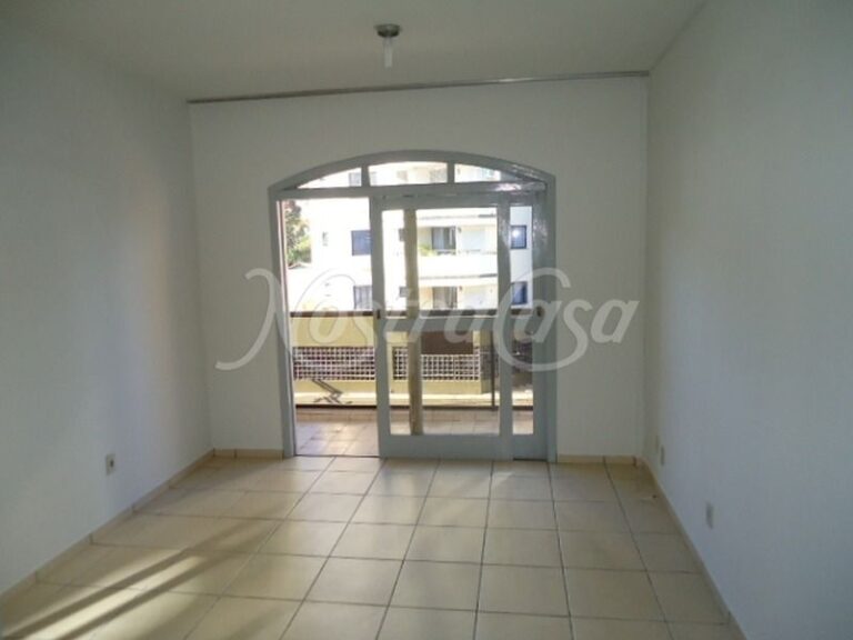 02-SALA.JPG